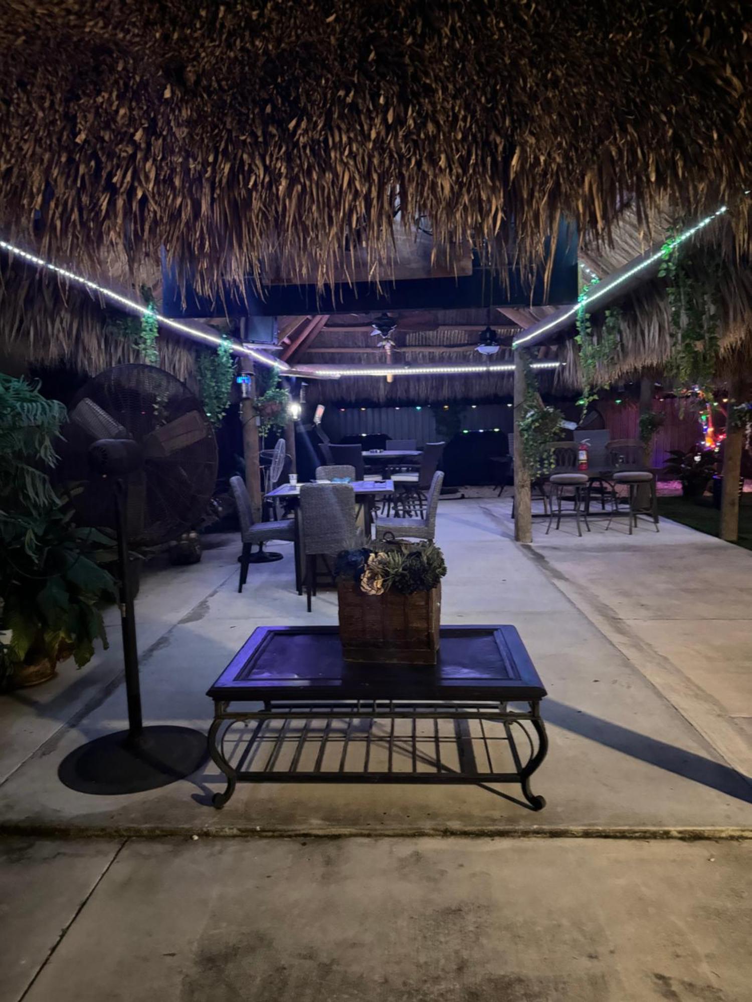 Paradise Oasis1 Golden Glades Ngoại thất bức ảnh